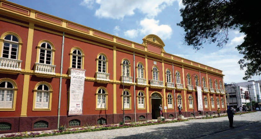 Atual Fachada do Palacete Provincial, sede do Museu de Numismática Bernardo Ramos. Este prédio abriga também outros museus.